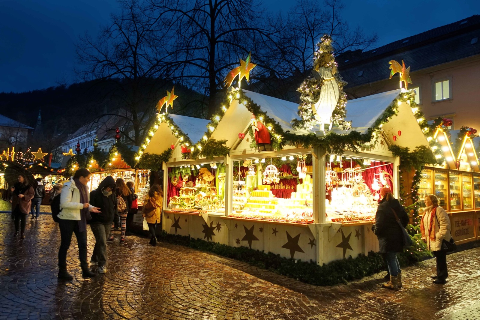Heidelberg Christmas Market © Daderot - License (CC0) from Wikimedia Commons
